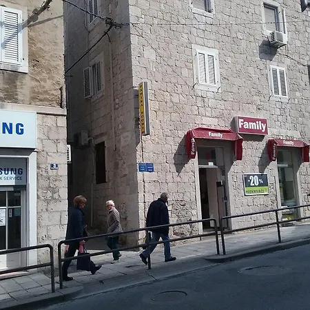 Dea Ii Διαμέρισμα