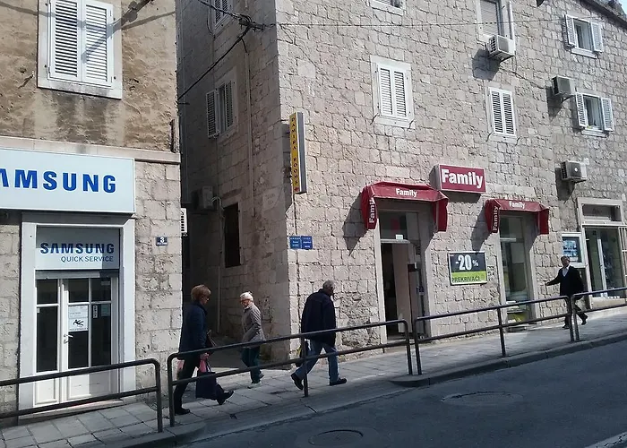 Dea Ii Διαμέρισμα